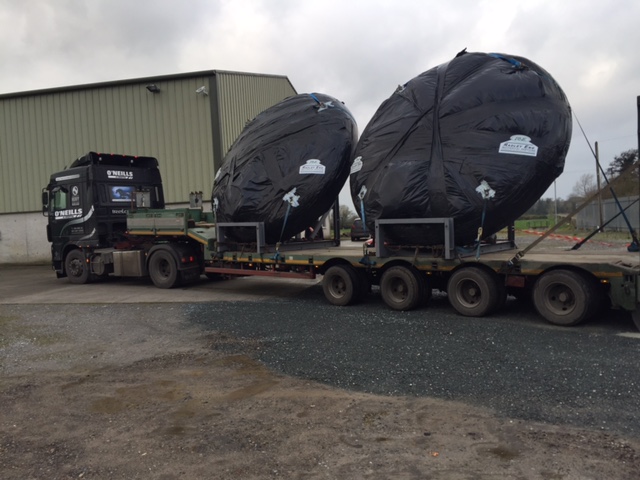 Unloading_of_100,000Litre_Tank_Ends_Bristol_Myres_Squibb